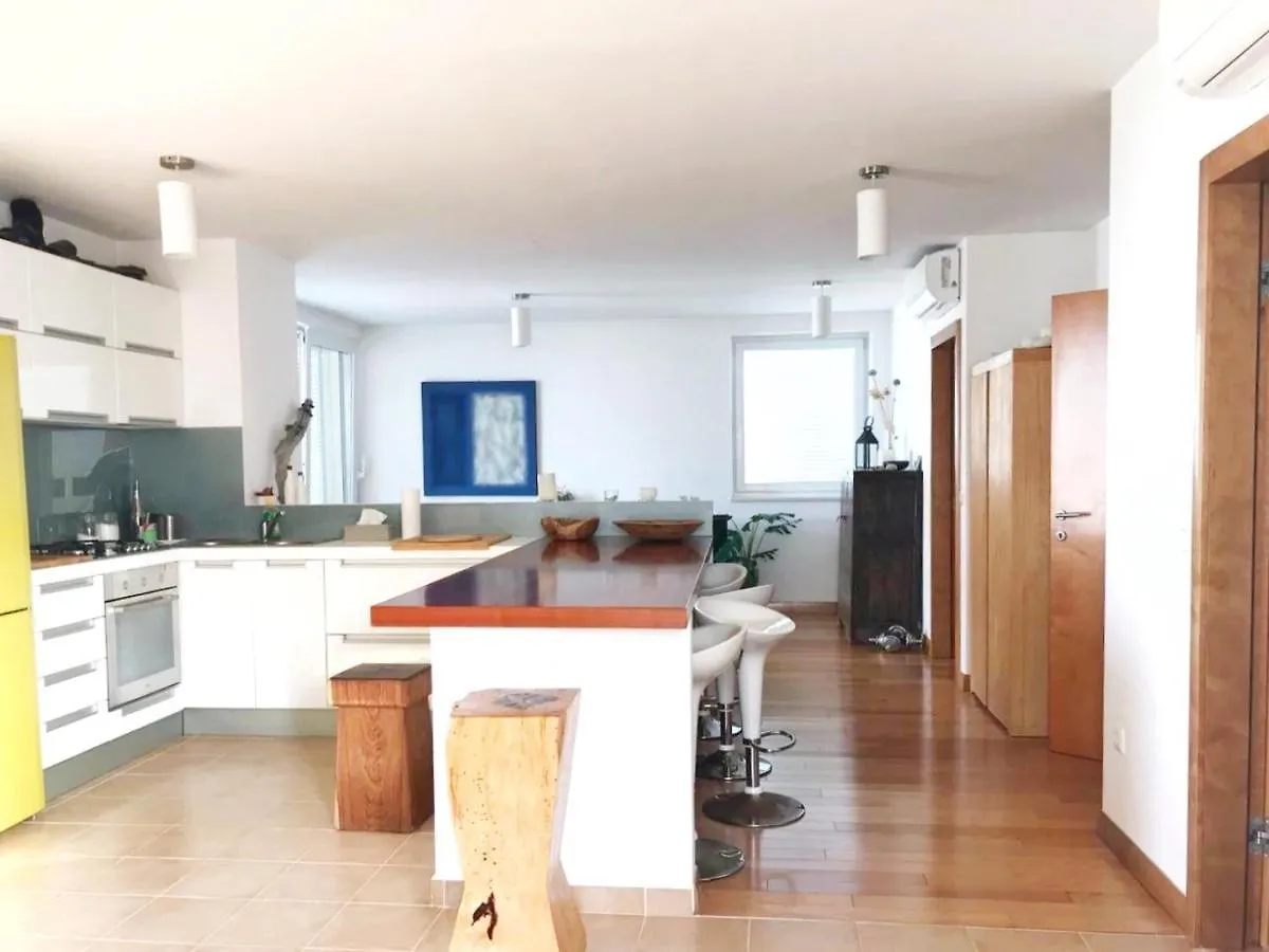 Apartment Luce Marina Petrcane Croatia